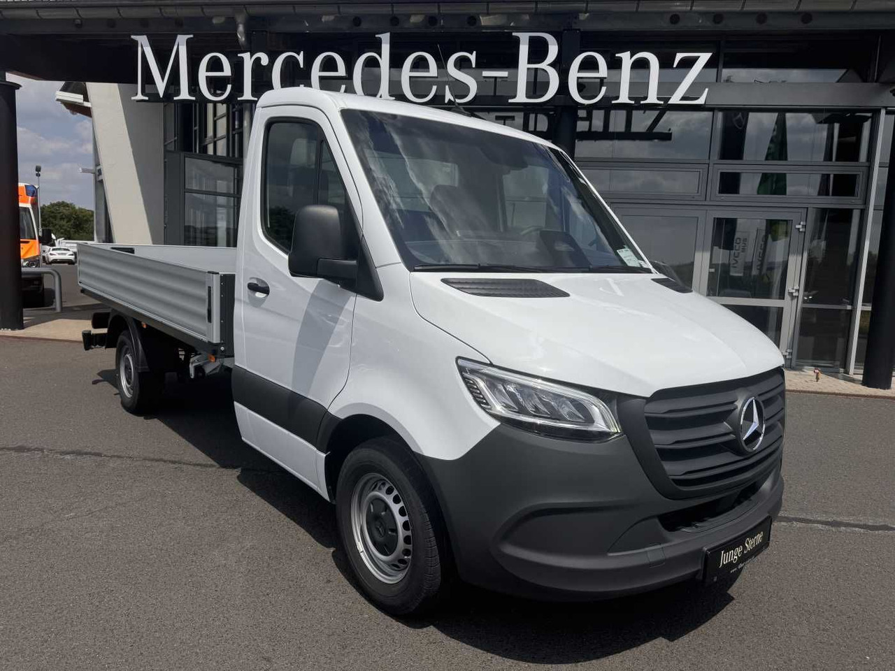Mercedes-Benz Sprinter 317 CDI 9G 3665 Klima Kamera AHK LED - Dostavno vozilo sa ceradom: slika 1 Mercedes-Benz Sprinter 317 CDI 9G 3665 Klima Kamera AHK LED - Dostavno vozilo sa ceradom: slika 1