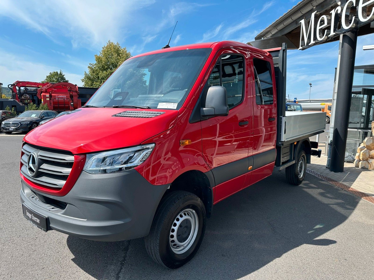 Mercedes-Benz Sprinter 319 CDI 4x4 DoKa Klima AHK3,5to - Dostavno vozilo s ravnom platformom, Dostavno vozilo sa duplom kabinom: slika 3 Mercedes-Benz Sprinter 319 CDI 4x4 DoKa Klima AHK3,5to - Dostavno vozilo s ravnom platformom, Dostavno vozilo sa duplom kabinom: slika 3