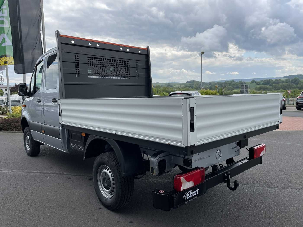 Mercedes-Benz Sprinter 319 CDI 4x4 DoKa Klima Stdheiz AHK LED - Dostavno vozilo s ravnom platformom: slika 4 Mercedes-Benz Sprinter 319 CDI 4x4 DoKa Klima Stdheiz AHK LED - Dostavno vozilo s ravnom platformom: slika 4