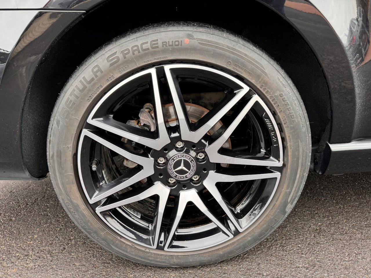 Mercedes-Benz V 300 4MATIC AVA ED AMG Extral AIRMATIC Stdh AHK - Putnički kombi: slika 4 Mercedes-Benz V 300 4MATIC AVA ED AMG Extral AIRMATIC Stdh AHK - Putnički kombi: slika 4