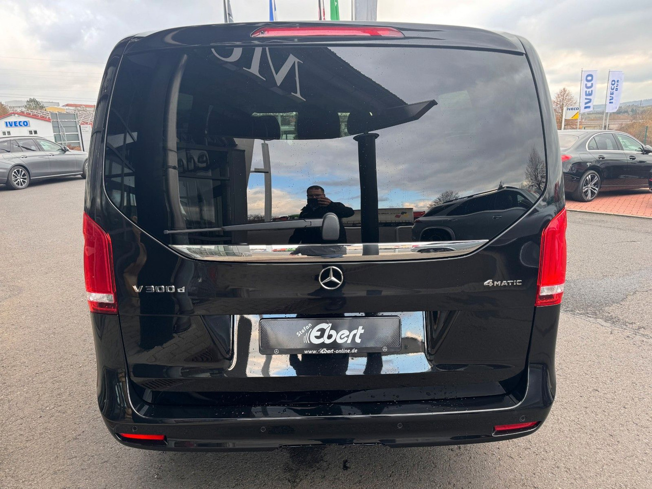 Mercedes-Benz V 300 d AVA Extralang 4MATIC AHK Stdh DISTRONIC - Putnički kombi: slika 5 Mercedes-Benz V 300 d AVA Extralang 4MATIC AHK Stdh DISTRONIC - Putnički kombi: slika 5