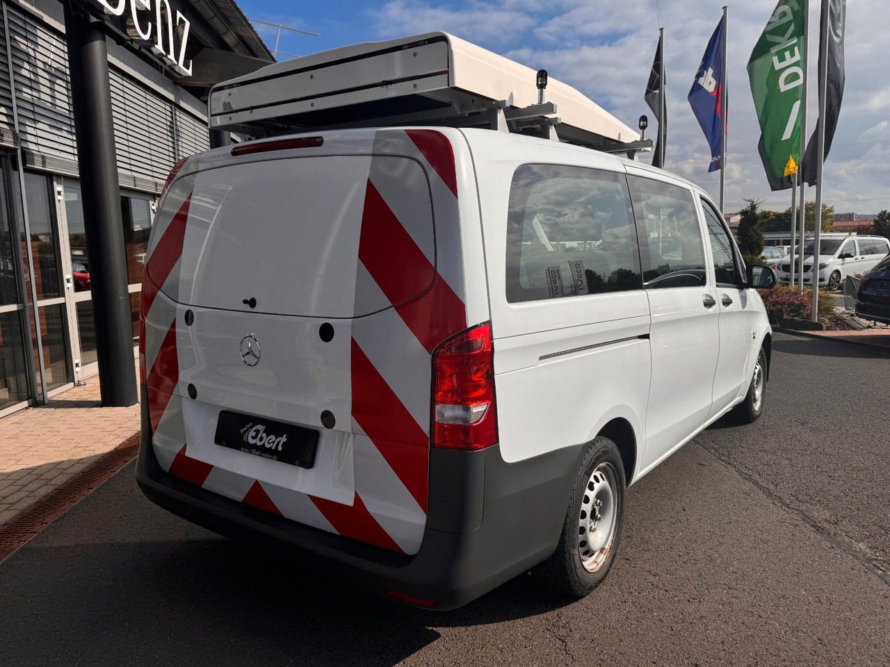 Mercedes-Benz Vito 111 CDI Tourer Begleitfahrzeug BF3+ / WVZ - Mali kombi: slika 4 Mercedes-Benz Vito 111 CDI Tourer Begleitfahrzeug BF3+ / WVZ - Mali kombi: slika 4