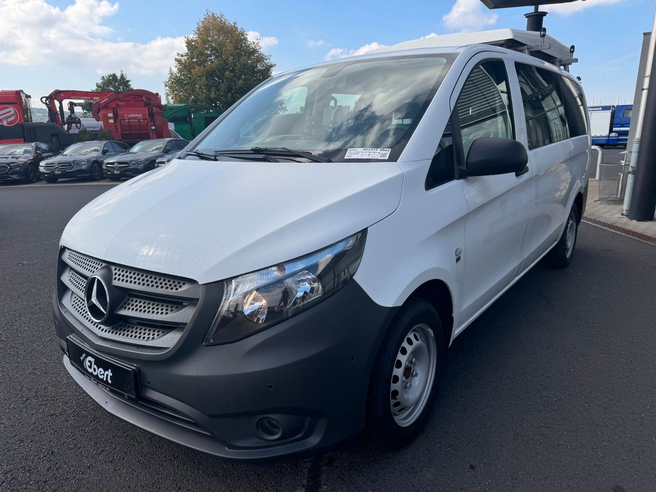 Mercedes-Benz Vito 114 CDI Tourer Begleitfahrzeug BF3+ / WVZ - Furgon: slika 3 Mercedes-Benz Vito 114 CDI Tourer Begleitfahrzeug BF3+ / WVZ - Furgon: slika 3