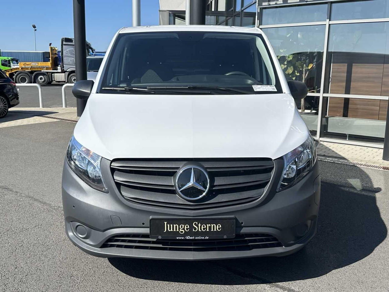Mercedes-Benz eVito 112 Klima Kamera Audio 30 Sitzheiz Tempom. - Mali kombi, Električno dostavno vozilo: slika 2 Mercedes-Benz eVito 112 Klima Kamera Audio 30 Sitzheiz Tempom. - Mali kombi, Električno dostavno vozilo: slika 2