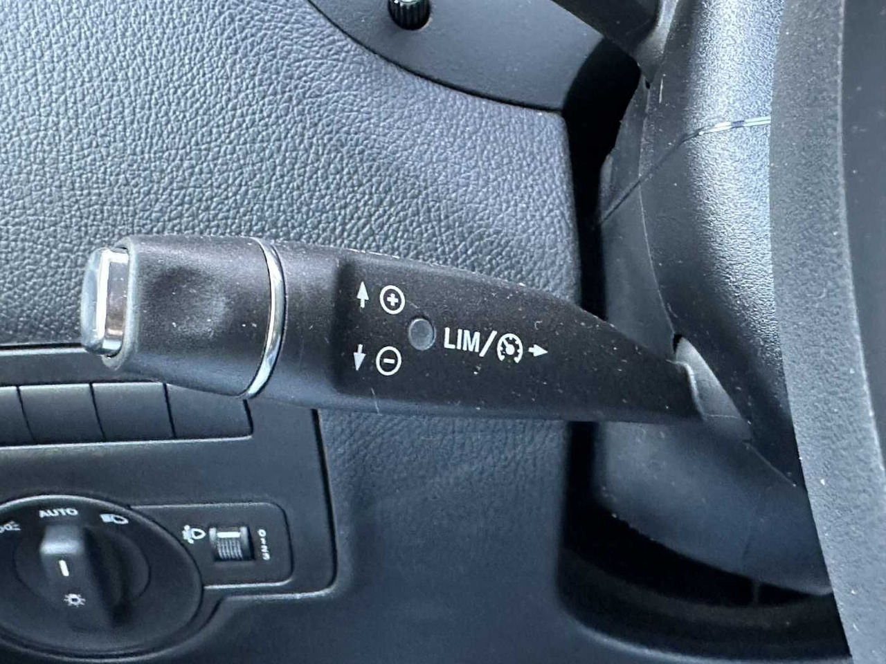 Lizing  Mercedes-Benz eVito 112 Klima Kamera Audio 30 Sitzheiz Tempom. Mercedes-Benz eVito 112 Klima Kamera Audio 30 Sitzheiz Tempom.: slika 14