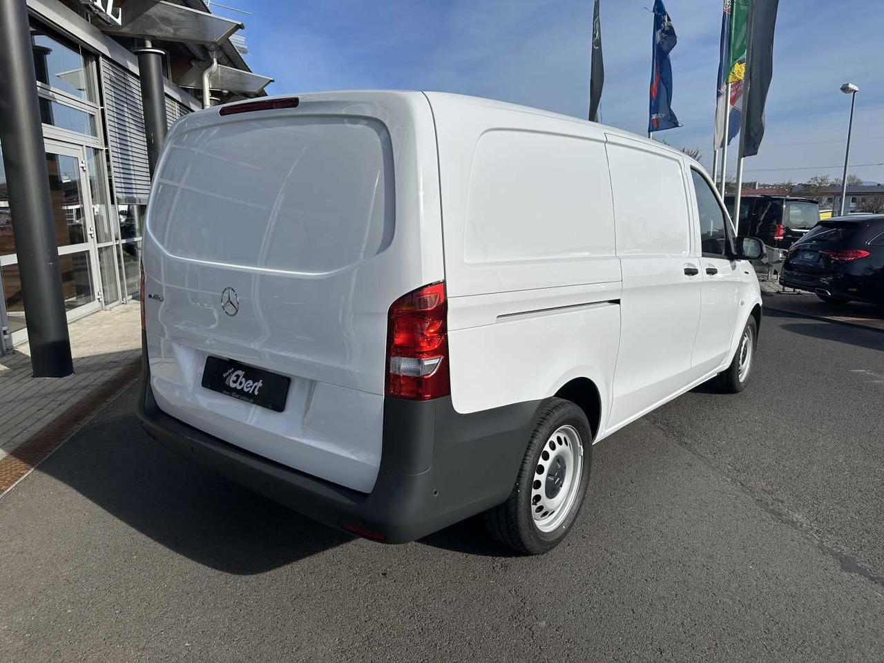 Mercedes-Benz eVito 112 Klima Kamera Audio 30 Sitzheiz Tempom. - Mali kombi, Električno dostavno vozilo: slika 4 Mercedes-Benz eVito 112 Klima Kamera Audio 30 Sitzheiz Tempom. - Mali kombi, Električno dostavno vozilo: slika 4