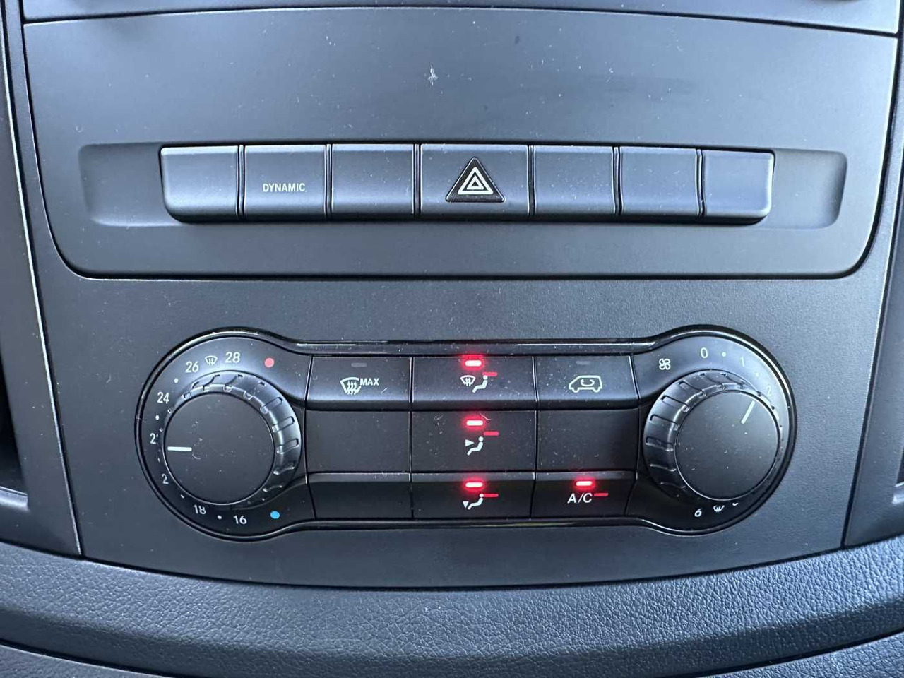 Mali kombi, Električno dostavno vozilo Mercedes-Benz eVito 112 Klima Kamera Audio 30 Sitzheiz Tempom.: slika 14