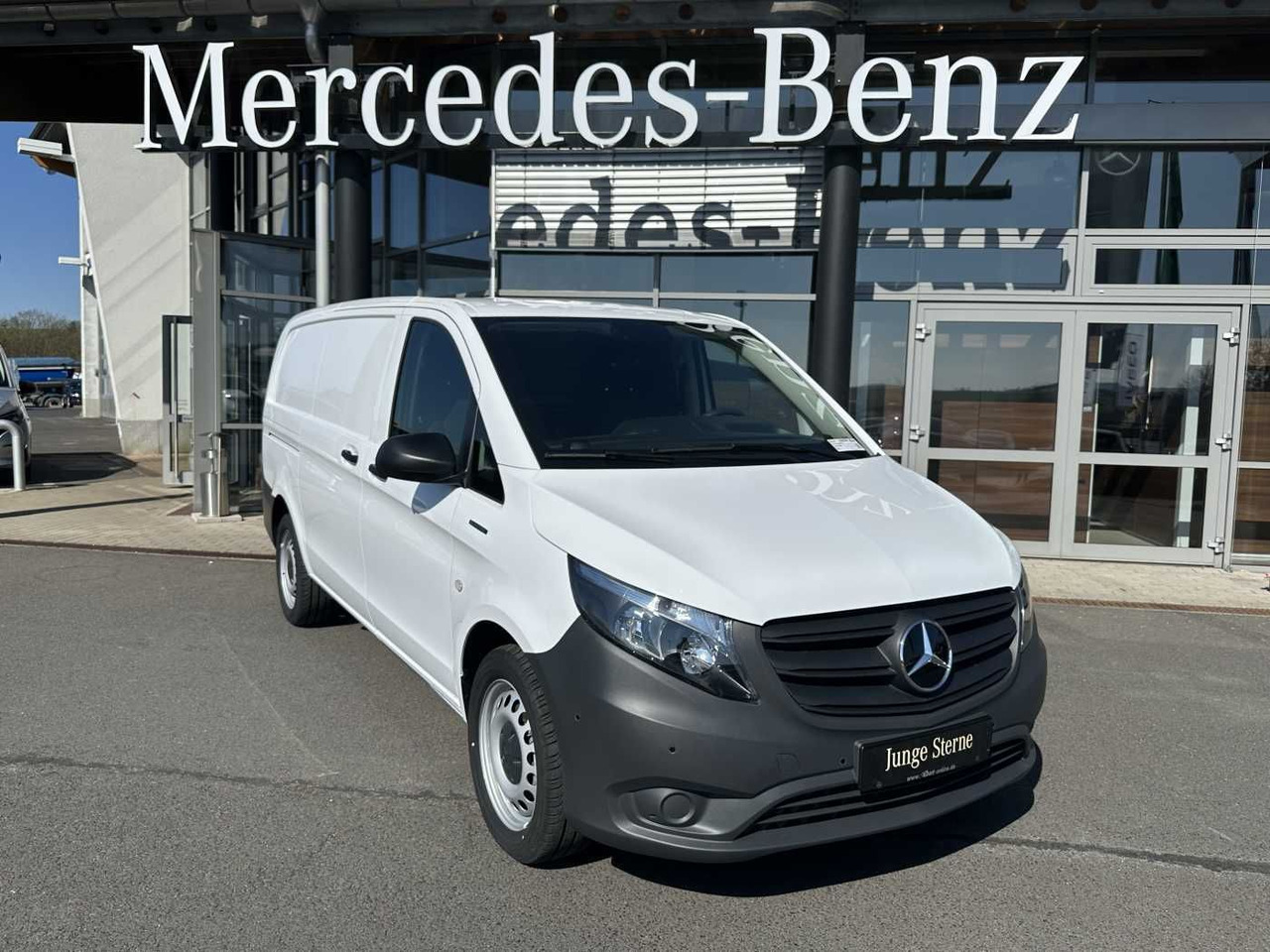 Mercedes-Benz eVito 112 Klima Kamera Audio 30 Sitzheiz Tempom. - Mali kombi, Električno dostavno vozilo: slika 1 Mercedes-Benz eVito 112 Klima Kamera Audio 30 Sitzheiz Tempom. - Mali kombi, Električno dostavno vozilo: slika 1