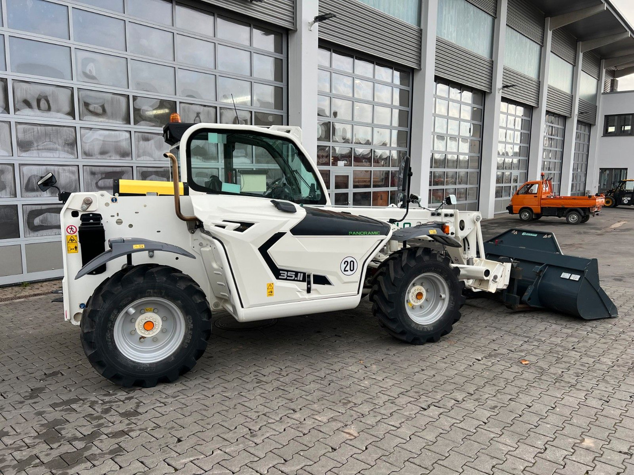 Merlo P35.11 / nur 148h! / Pratzenabstützung - Utovarivač točkaš: slika 3 Merlo P35.11 / nur 148h! / Pratzenabstützung - Utovarivač točkaš: slika 3