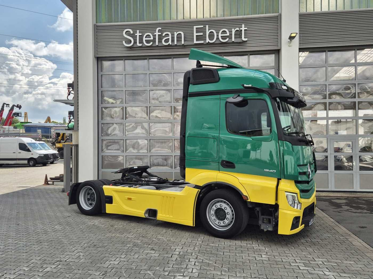 Mercedes-Benz Actros 1840 LSnRL Retarder Hubsattelplatte Xenon - Tegljač: slika 4 Mercedes-Benz Actros 1840 LSnRL Retarder Hubsattelplatte Xenon - Tegljač: slika 4