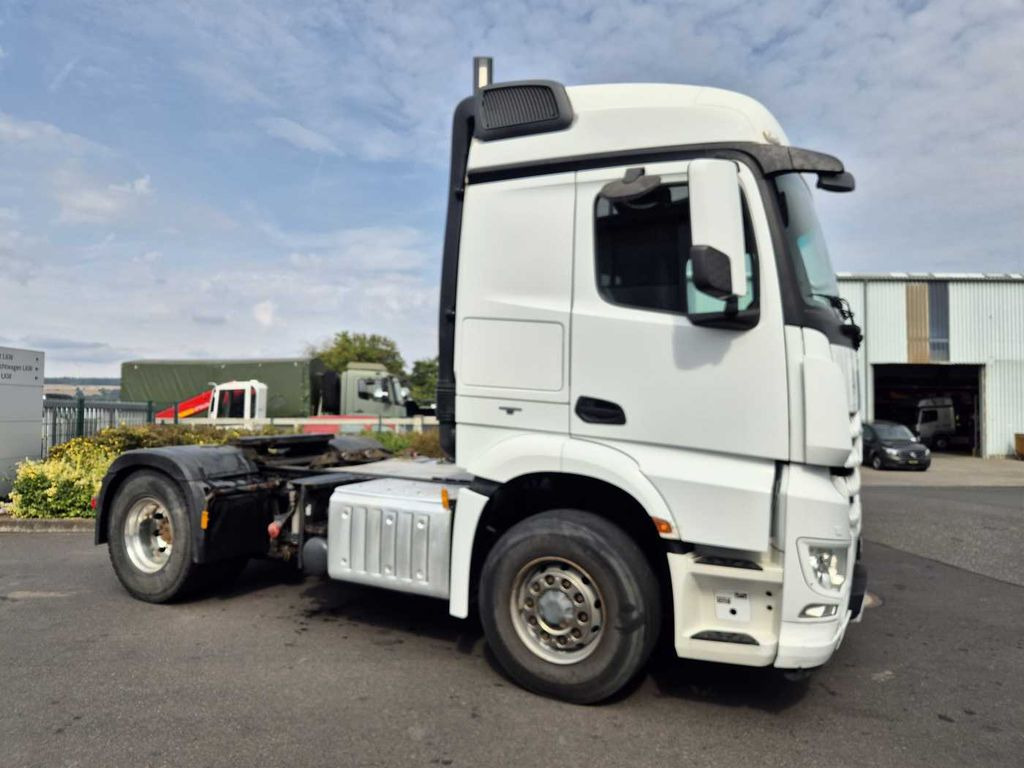 Mercedes-Benz Arocs 1845 LS 4x4 HAD Retarder Hydraulik Navi Mercedes-Benz Arocs 1845 LS 4x4 HAD Retarder Hydraulik Navi - Tegljač: slika 3 Mercedes-Benz Arocs 1845 LS 4x4 HAD Retarder Hydraulik Navi Mercedes-Benz Arocs 1845 LS 4x4 HAD Retarder Hydraulik Navi - Tegljač: slika 3