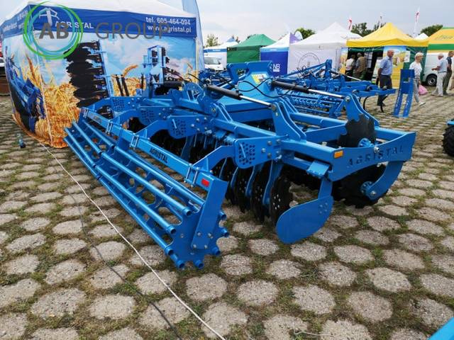 Agristal BTH hydraulic folding disc harrow 4.5 m - Drljača: slika 2 Agristal BTH hydraulic folding disc harrow 4.5 m - Drljača: slika 2