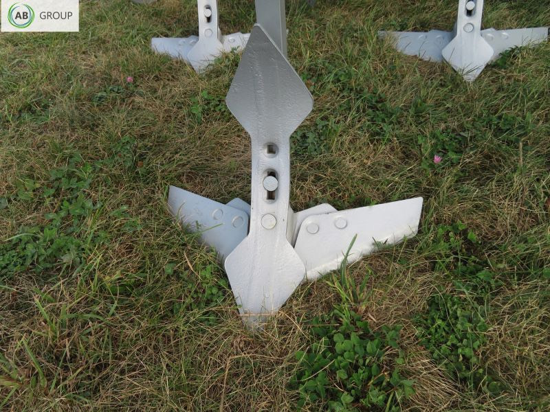 Bomet cultivator Apus U865/3, 2,2 m - Kultivator: slika 3 Bomet cultivator Apus U865/3, 2,2 m - Kultivator: slika 3