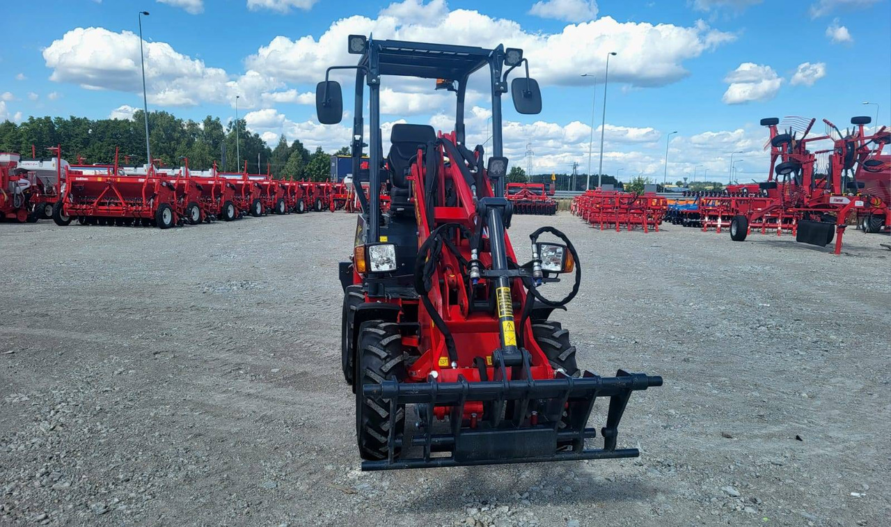 Fimaks mini loader LS33 - on stock - Zglobni utovarivač: slika 2 Fimaks mini loader LS33 - on stock - Zglobni utovarivač: slika 2