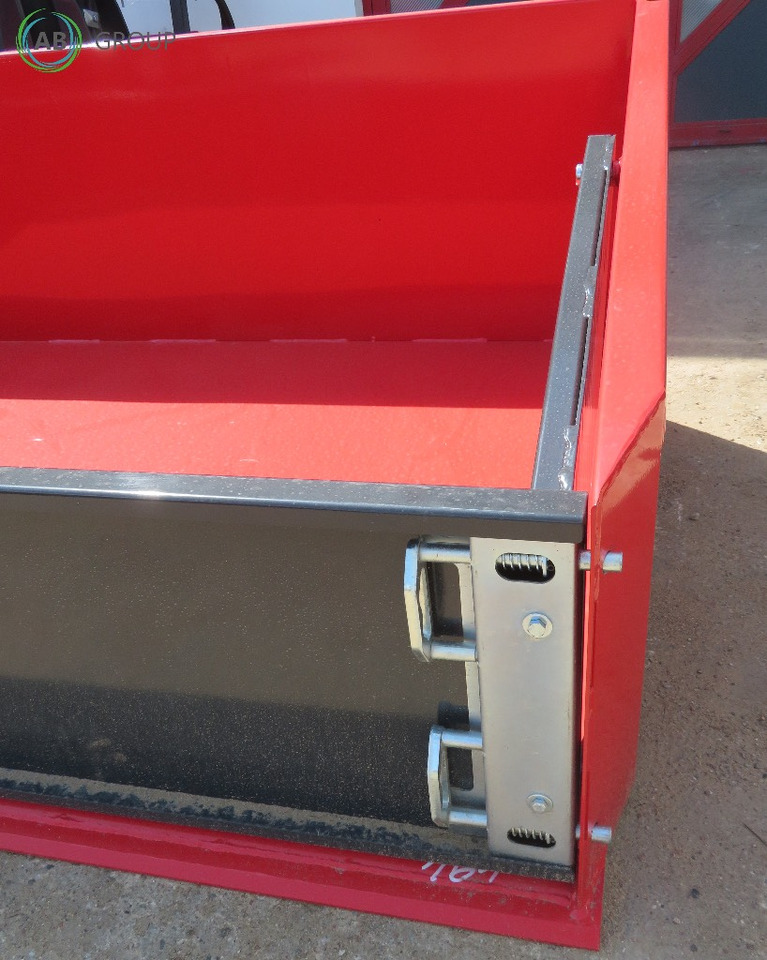 Inter-Tech hydraulic loading bucket 2,0 m, SS11 - Utovarna kašika: slika 3 Inter-Tech hydraulic loading bucket 2,0 m, SS11 - Utovarna kašika: slika 3