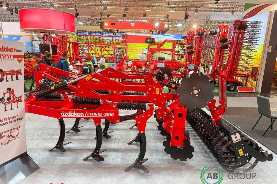 Kultywator bezorkowy OZDOKEN EVOKUL-3010 3m - Kultivator: slika 1 Kultywator bezorkowy OZDOKEN EVOKUL-3010 3m - Kultivator: slika 1