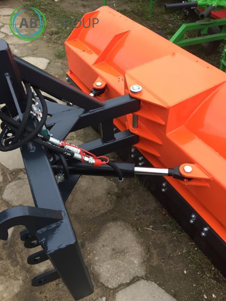Metal-Technik straight snow plow 2m - Raonik za sneg za Poljoprivredna mašina: slika 2 Metal-Technik straight snow plow 2m - Raonik za sneg za Poljoprivredna mašina: slika 2