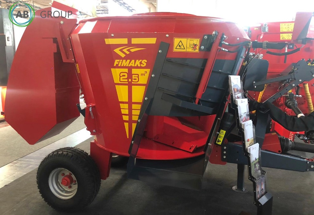 Mixer feeder Fimaks 2.5 m3 - Prikolica za mešanje stočne hrane: slika 1 Mixer feeder Fimaks 2.5 m3 - Prikolica za mešanje stočne hrane: slika 1