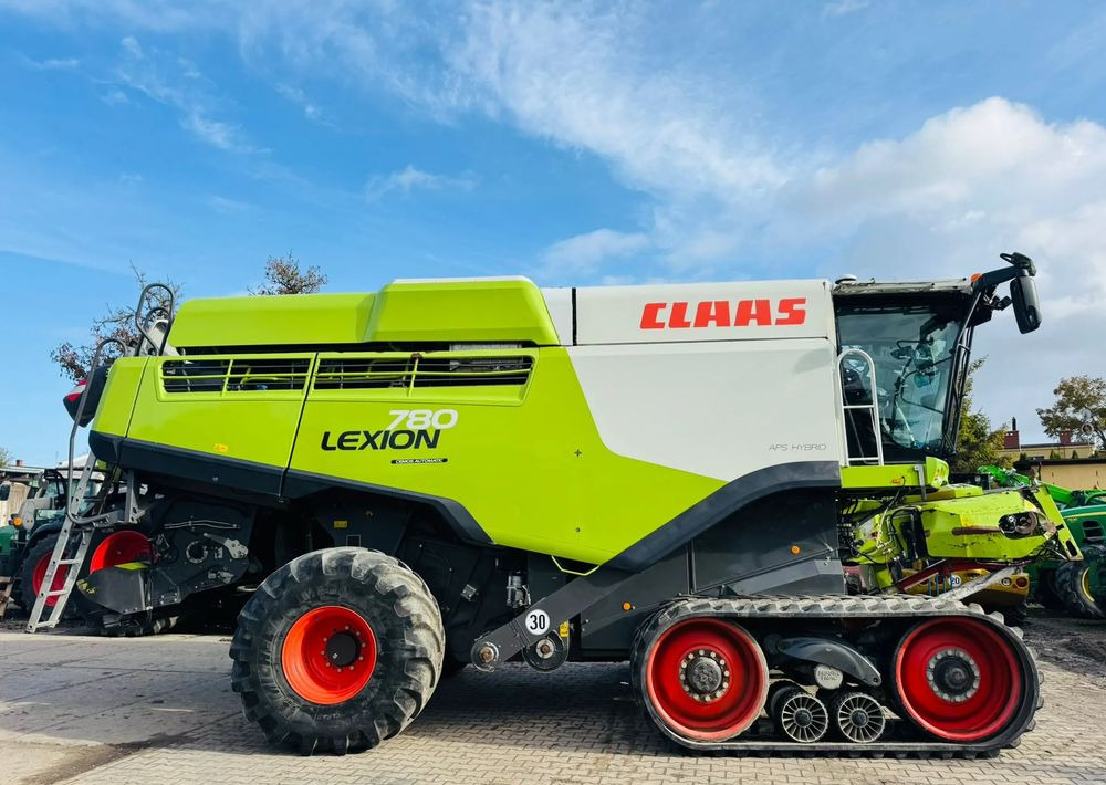 Claas Lexion 780 TT - Kombinovani kombajn: slika 2 Claas Lexion 780 TT - Kombinovani kombajn: slika 2