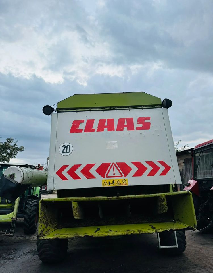 Claas MEGA 218 - Kombinovani kombajn: slika 4 Claas MEGA 218 - Kombinovani kombajn: slika 4