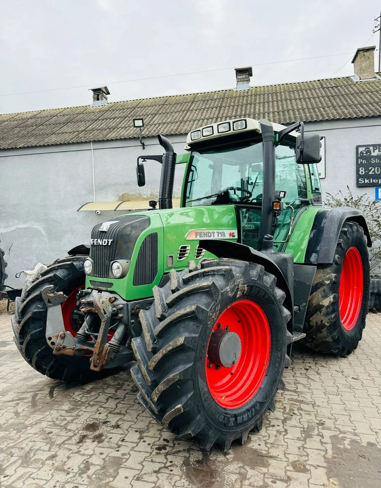 Fendt 718 Vario TMS - Traktor: slika 1 Fendt 718 Vario TMS - Traktor: slika 1