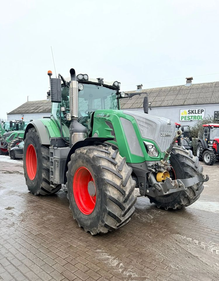 Fendt 828 Vario Profi Plus - Traktor: slika 1 Fendt 828 Vario Profi Plus - Traktor: slika 1