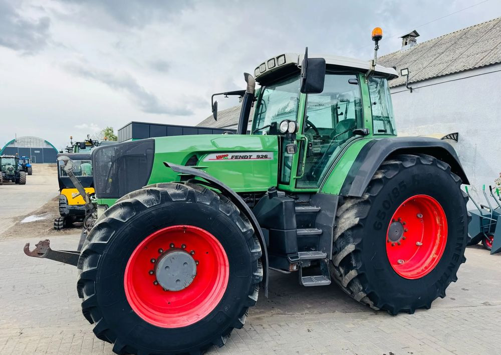 Fendt 926 Vario - Traktor: slika 1 Fendt 926 Vario - Traktor: slika 1