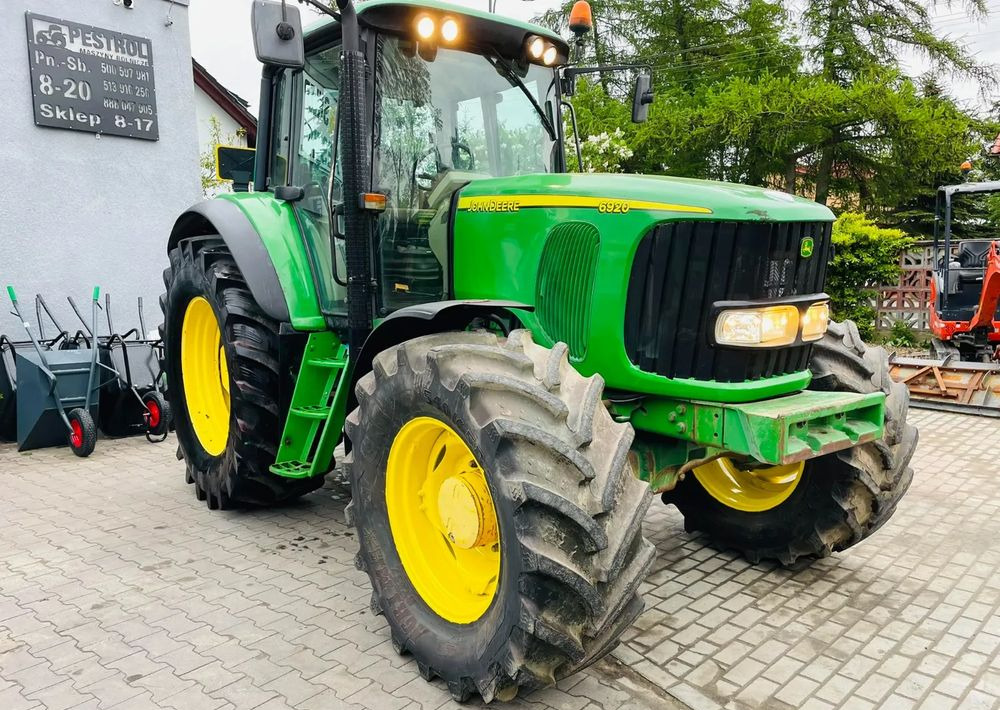 Traktor John Deere 6920: slika 1