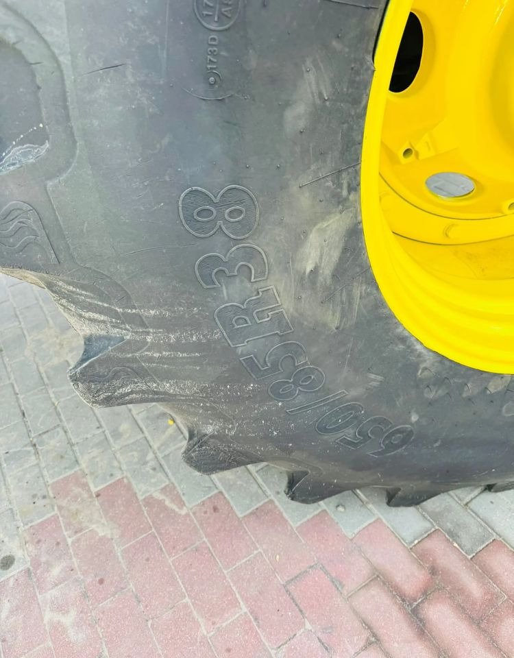 Traktor John Deere 7920: slika 18