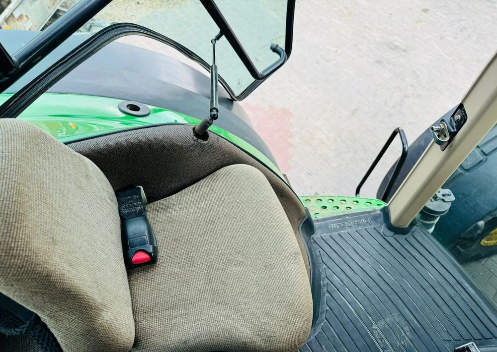 Traktor John Deere 7920: slika 16