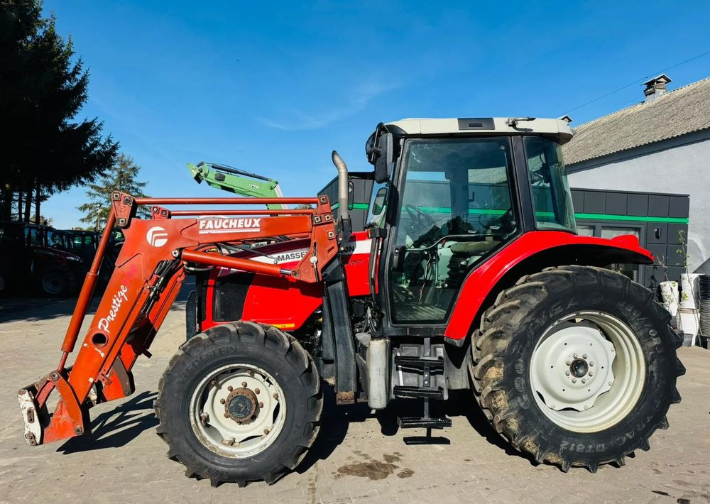 Massey Ferguson 6490 Dyna 6 - Traktor: slika 2 Massey Ferguson 6490 Dyna 6 - Traktor: slika 2