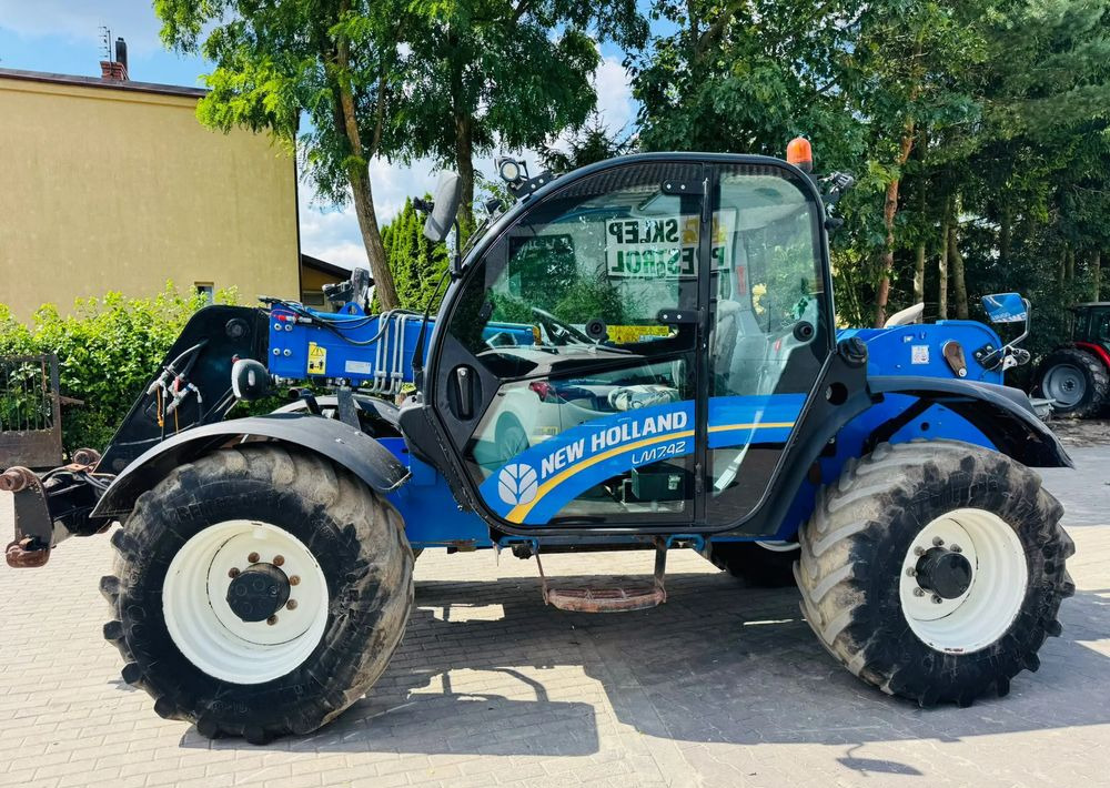 Teleskopski upravljač New Holland L7.42: slika 11