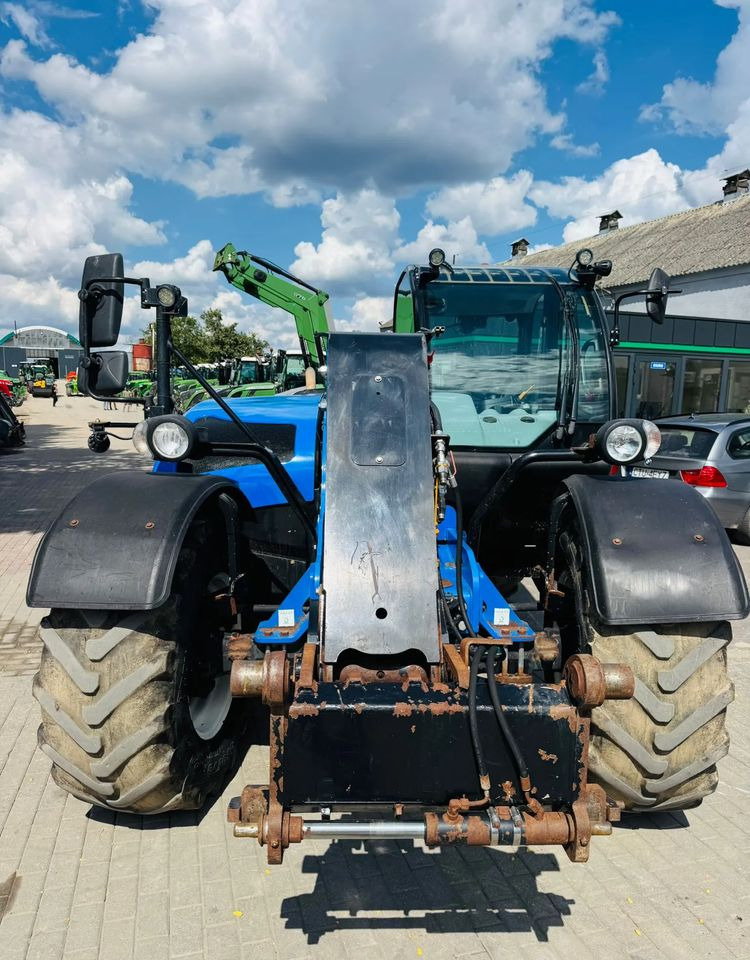 Teleskopski upravljač New Holland L7.42: slika 8
