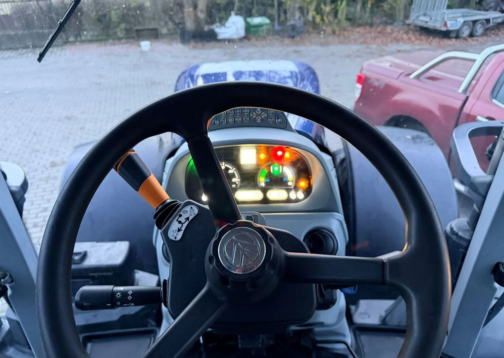 Traktor New Holland T7.230 Blue Power Autocommand: slika 14