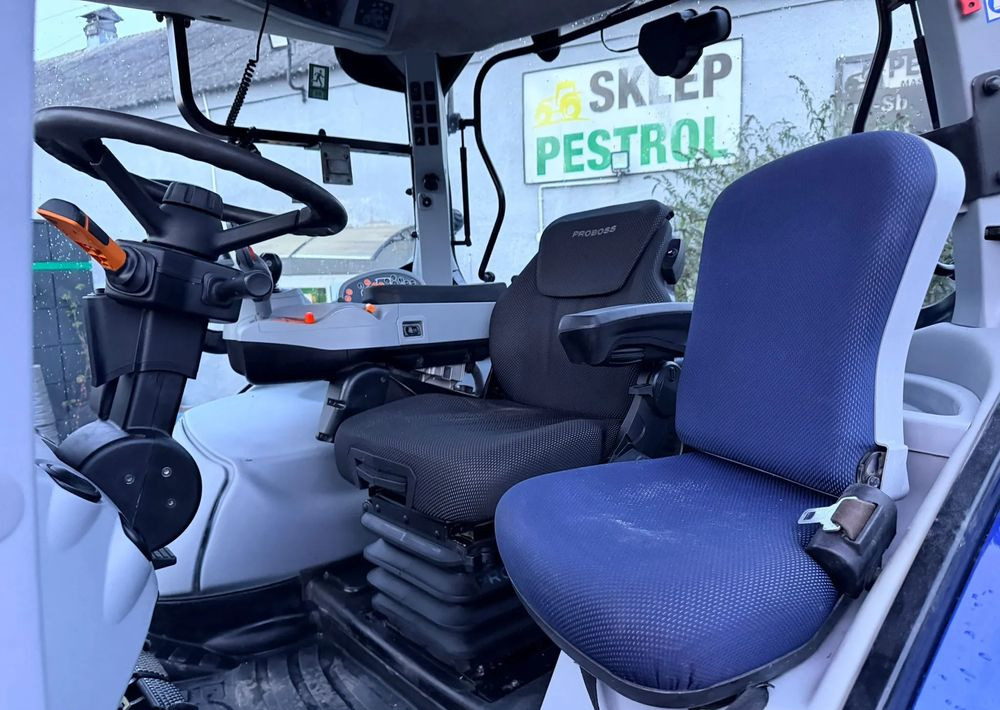 Traktor New Holland T7.230 Blue Power Autocommand: slika 15