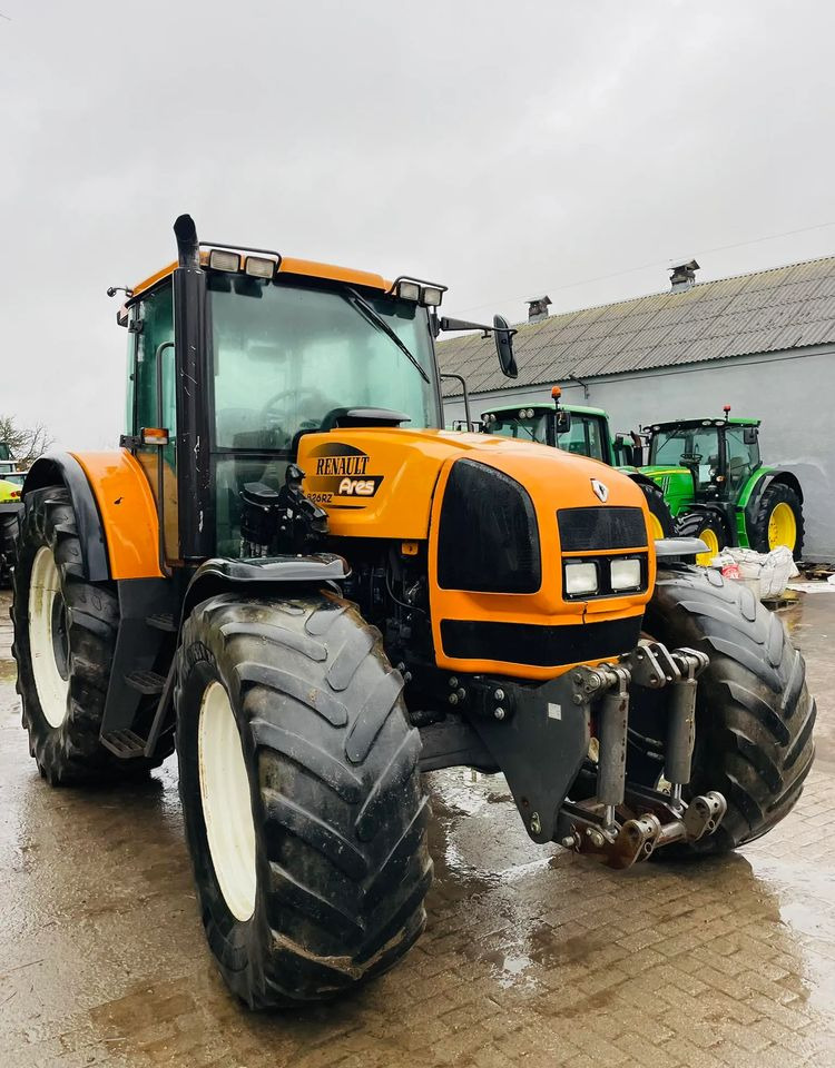 Renault Ares 826 RZ - Traktor: slika 1 Renault Ares 826 RZ - Traktor: slika 1