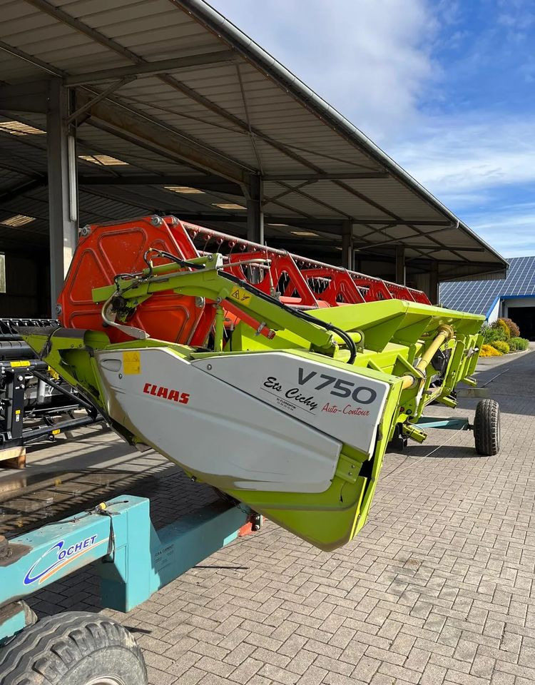 Claas Claas Vario 750 - Prednji deo kombajna: slika 1 Claas Claas Vario 750 - Prednji deo kombajna: slika 1