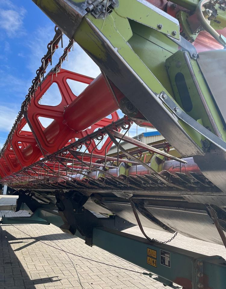 Claas Claas Vario 750 - Prednji deo kombajna: slika 3 Claas Claas Vario 750 - Prednji deo kombajna: slika 3