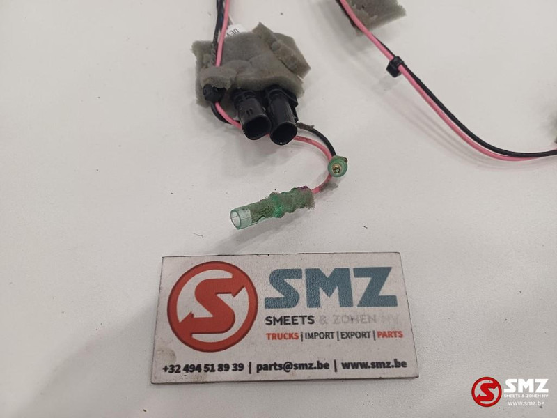 Caterpillar Lightning wire harness Caterpillar - Kablovi/ Žičana oprema za Kamion: slika 5 Caterpillar Lightning wire harness Caterpillar - Kablovi/ Žičana oprema za Kamion: slika 5