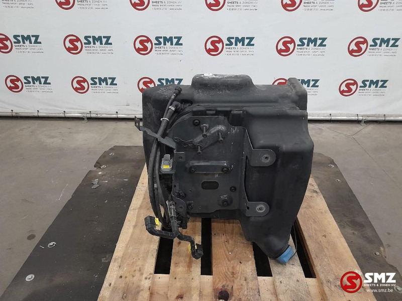DAF Occ AdBluetank 90L DAF - Sistem goriva za Kamion: slika 3 DAF Occ AdBluetank 90L DAF - Sistem goriva za Kamion: slika 3