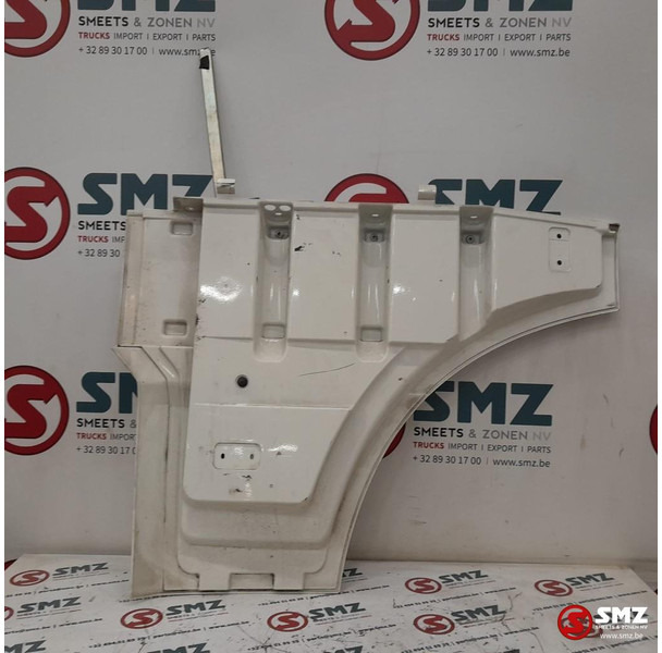 DAF Occ deurverlenging rechts DAF - Vrata i delovi za Kamion: slika 2 DAF Occ deurverlenging rechts DAF - Vrata i delovi za Kamion: slika 2