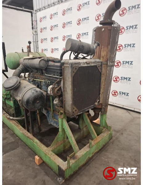 DAF Occ hogedrukwaterstraalinstallatie DAF 1160 - Građevinska mašina: slika 2 DAF Occ hogedrukwaterstraalinstallatie DAF 1160 - Građevinska mašina: slika 2