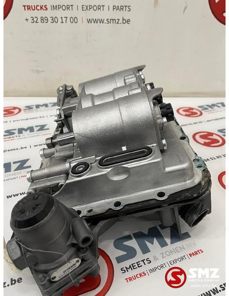 Iveco Occ ASTRONIC GEAR SELECTOR IVECO - Menjač za Kamion: slika 5 Iveco Occ ASTRONIC GEAR SELECTOR IVECO - Menjač za Kamion: slika 5