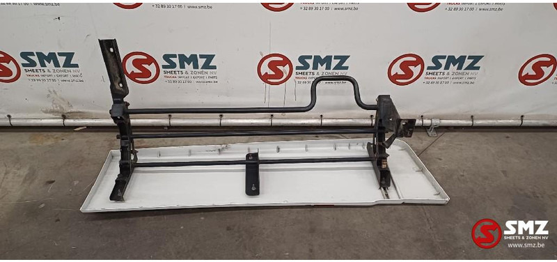 Iveco Occ set cabinespoilers Iveco - Aerodinamika/ Spojler za Kamion: slika 5 Iveco Occ set cabinespoilers Iveco - Aerodinamika/ Spojler za Kamion: slika 5