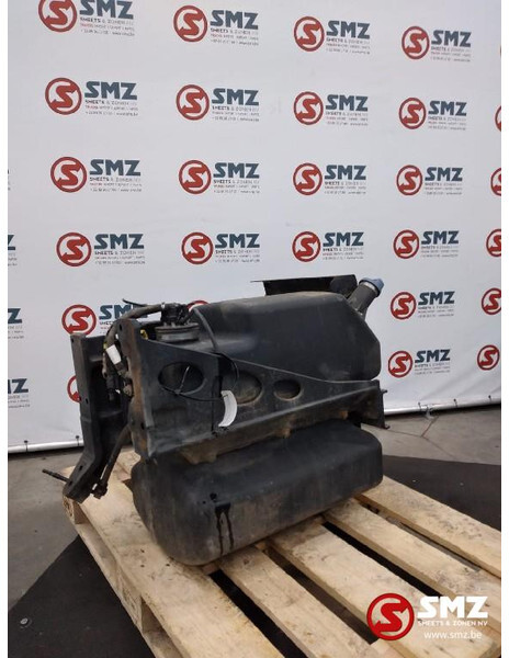 MAN Occ AdBluetank 60L Euro6 MAN TGX 81154025041 - Sistem goriva za Kamion: slika 3 MAN Occ AdBluetank 60L Euro6 MAN TGX 81154025041 - Sistem goriva za Kamion: slika 3