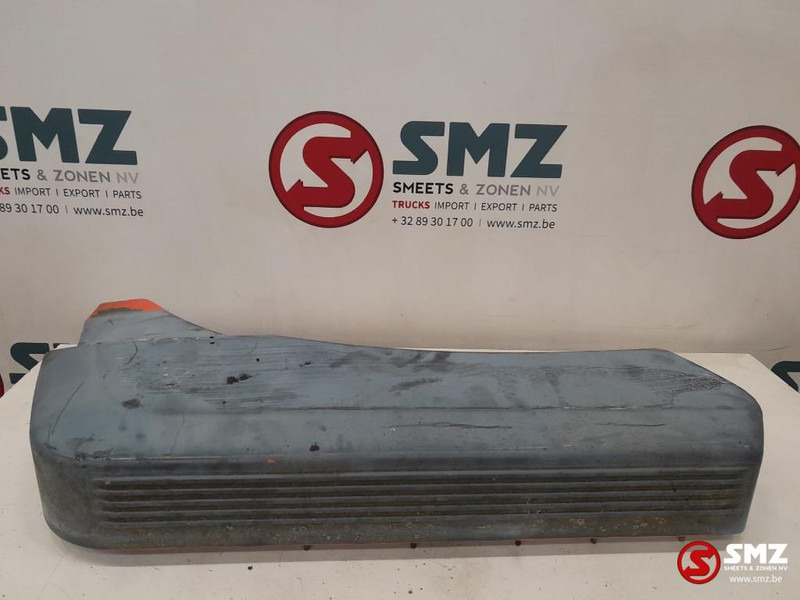 MAN Occ cabinespatbord rechts MAN - Karoserija i eksterijer za Kamion: slika 3 MAN Occ cabinespatbord rechts MAN - Karoserija i eksterijer za Kamion: slika 3