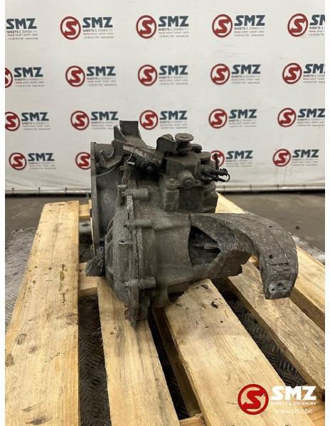 Mercedes-Benz Occ Versnellingsbak Mercedes - Menjač za Automobil: slika 1 Mercedes-Benz Occ Versnellingsbak Mercedes - Menjač za Automobil: slika 1