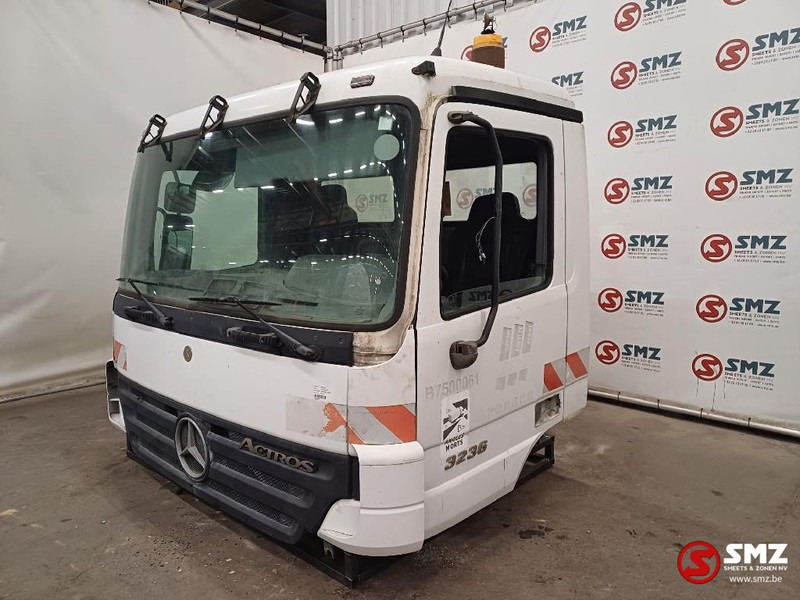 Mercedes-Benz Occ cabine compleet Mercedes Actros MP2 - Kabina i enterijer za Kamion: slika 3 Mercedes-Benz Occ cabine compleet Mercedes Actros MP2 - Kabina i enterijer za Kamion: slika 3