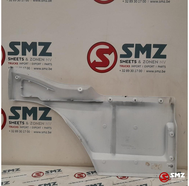 Mercedes-Benz Occ deurverlenging rechts Mercedes - Vrata i delovi za Kamion: slika 2 Mercedes-Benz Occ deurverlenging rechts Mercedes - Vrata i delovi za Kamion: slika 2