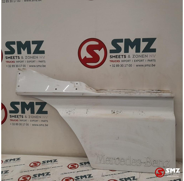 Mercedes-Benz Occ deurverlenging rechts Mercedes - Vrata i delovi za Kamion: slika 1 Mercedes-Benz Occ deurverlenging rechts Mercedes - Vrata i delovi za Kamion: slika 1